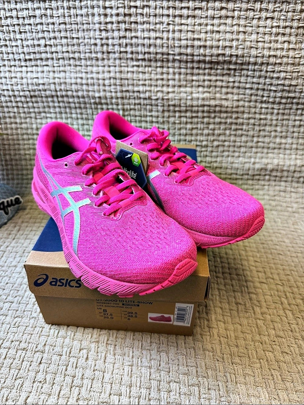 ASICS GT-2000 10 Lite-Show Women's Athletic Shoes Pink US 8 NWT